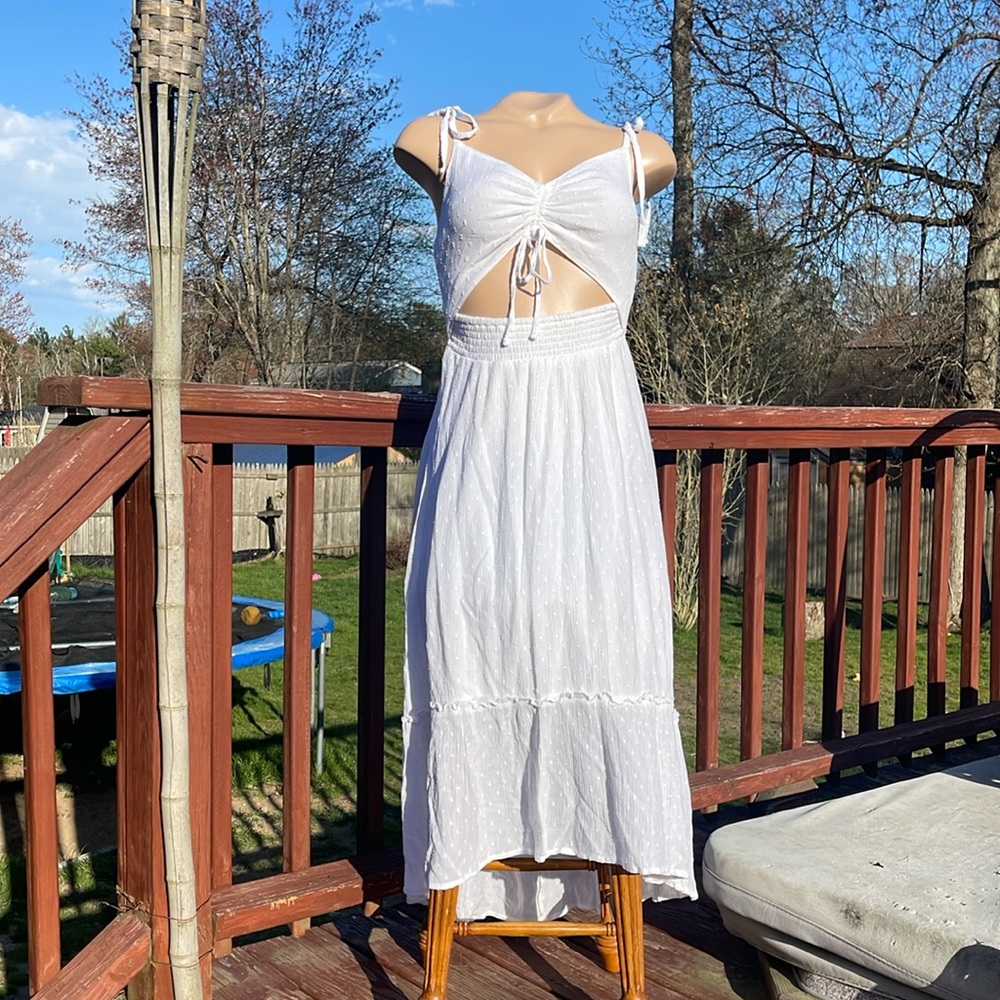 Hollister SIze XS White dress - beach- summer